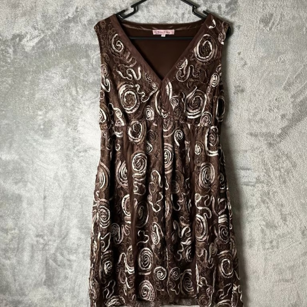 Brown Velvet Swirl V-Neck Dress